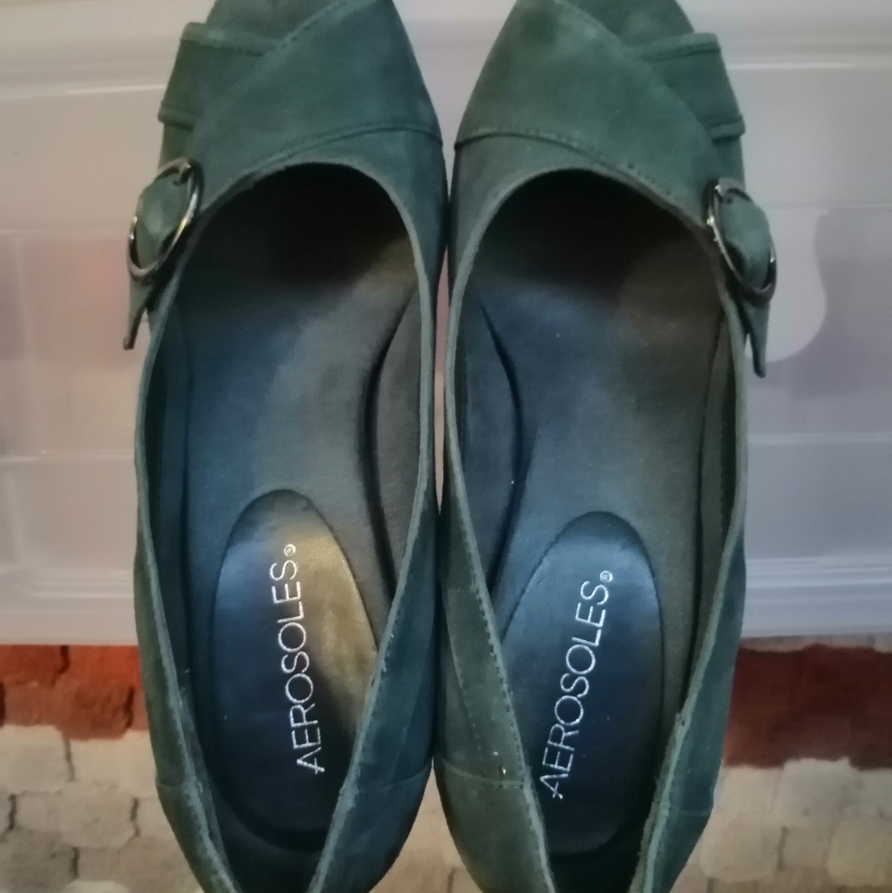 Aerosole shoes